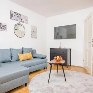 Appartamento Zum Grazer Uhrturm Graz