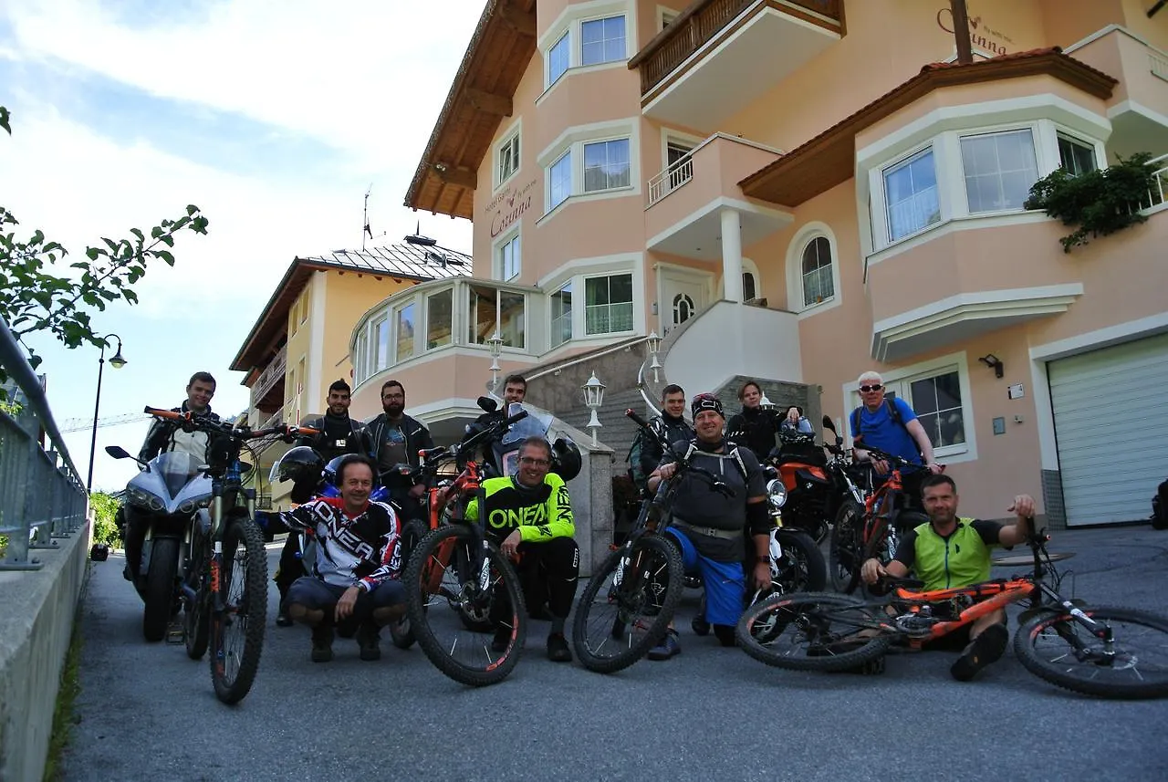 Hotel Garni Corinna Ischgl 3*,