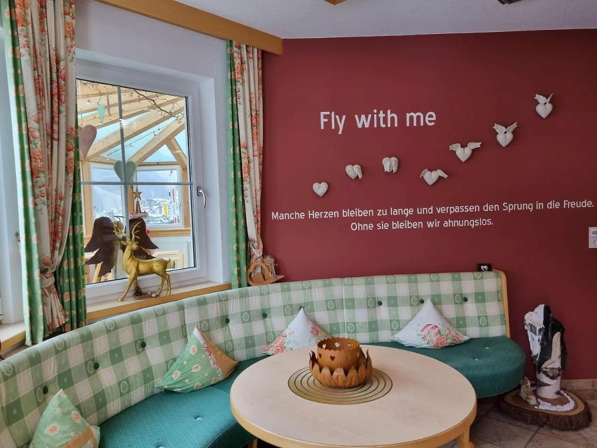 Hotel Garni Corinna ايشجل